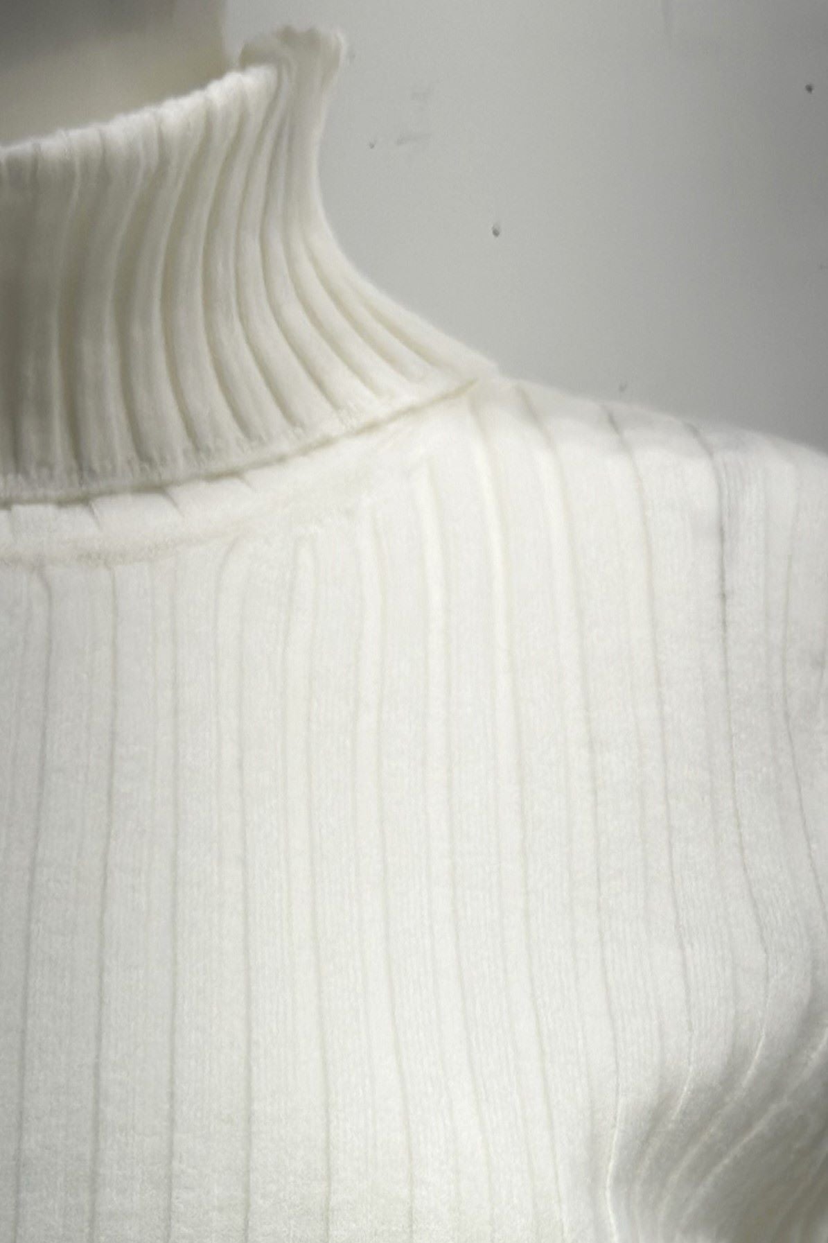 Cotton/Cashmere Blend Long Sleeve Rib Turtle Neck Pullover