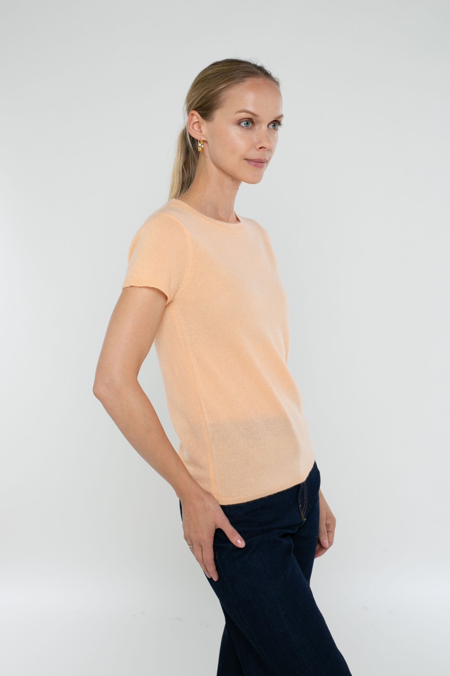 100% Cashmere Luxury Crew Neck Short Sleeve Tee
