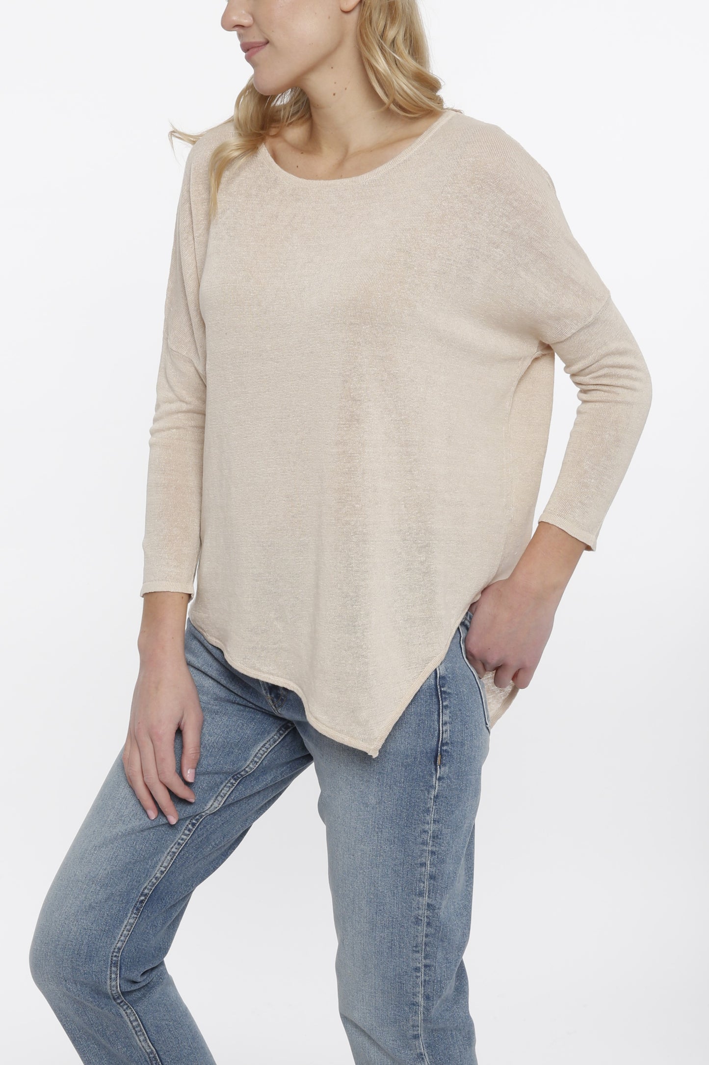 Asymmetric Detail Top