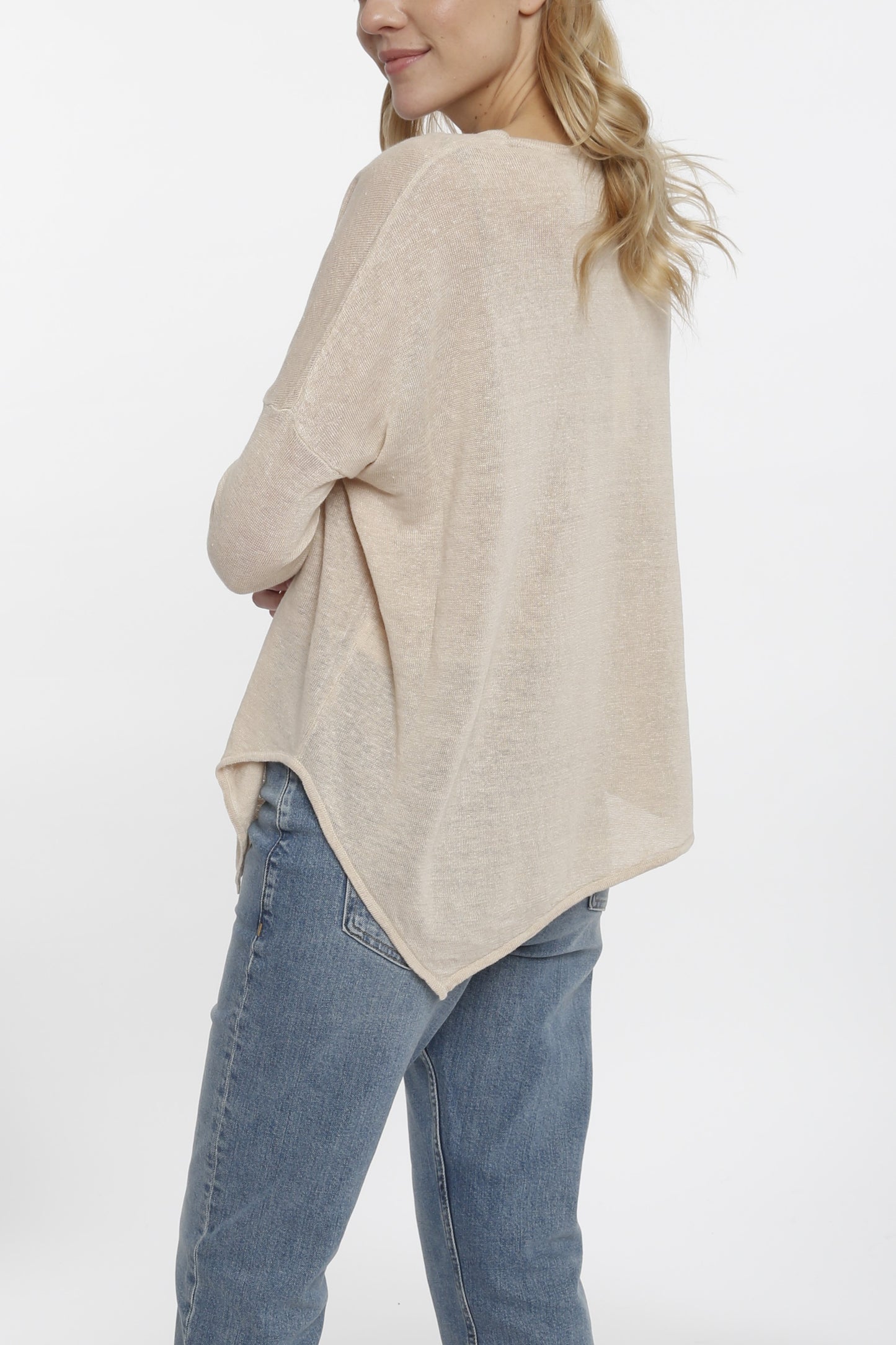 Asymmetric Detail Top