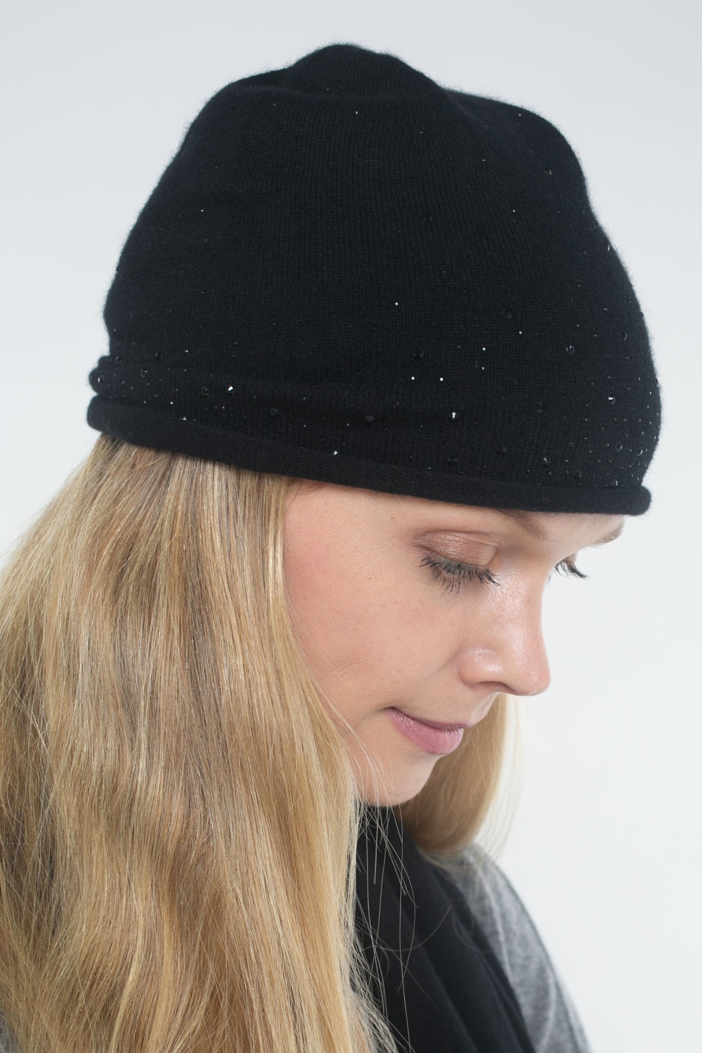 100% Cashmere Embellished Hat