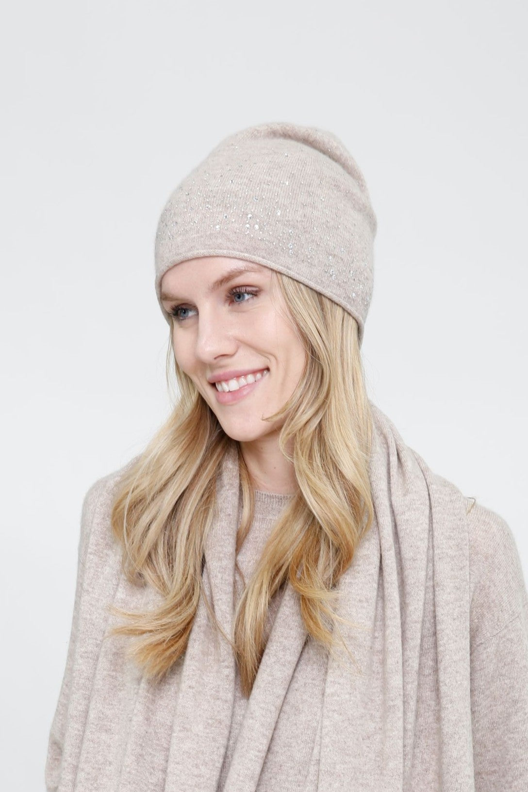 100% Cashmere Embellished Hat