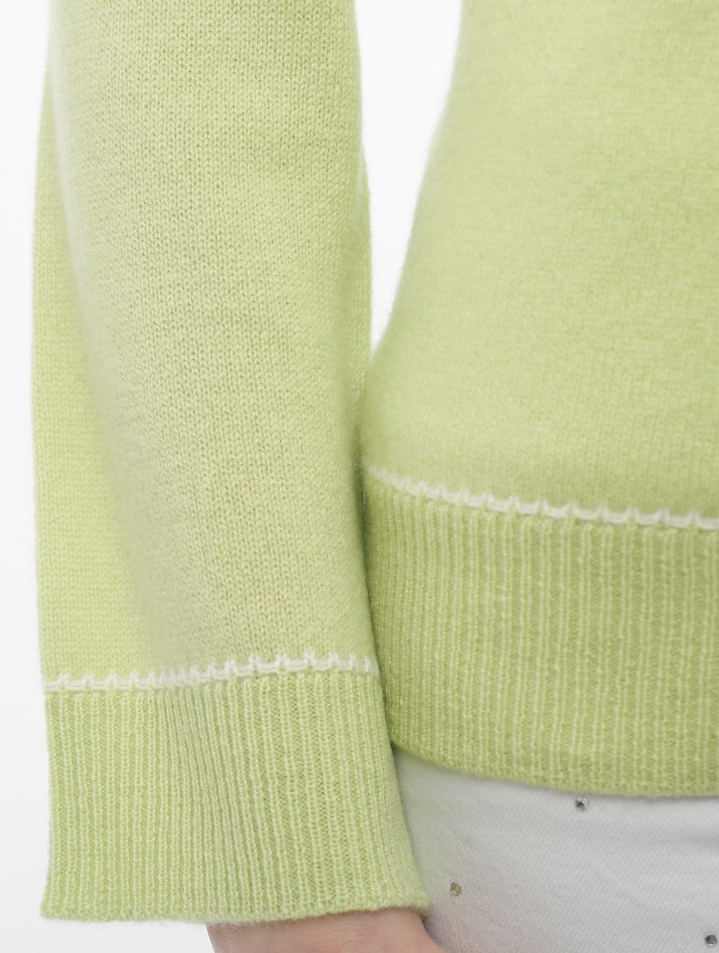 100% Cashmere V Neck Embroidery Pullover